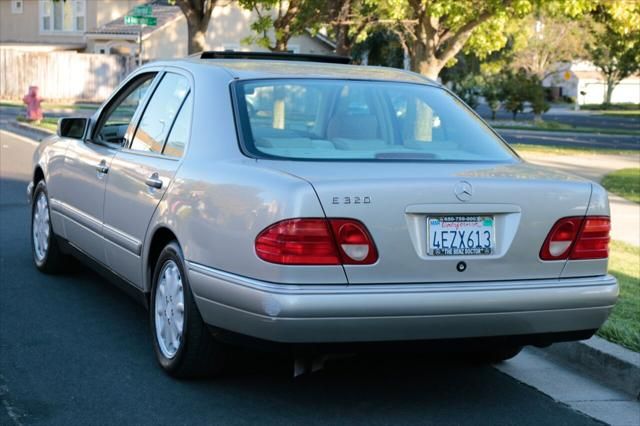 1999 Mercedes-Benz E-Class