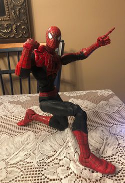 Poseable fully articulated Spiderman Action Figure Thumbnail