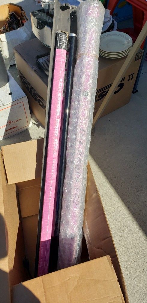 Seven 4ft Black Light Bulbs