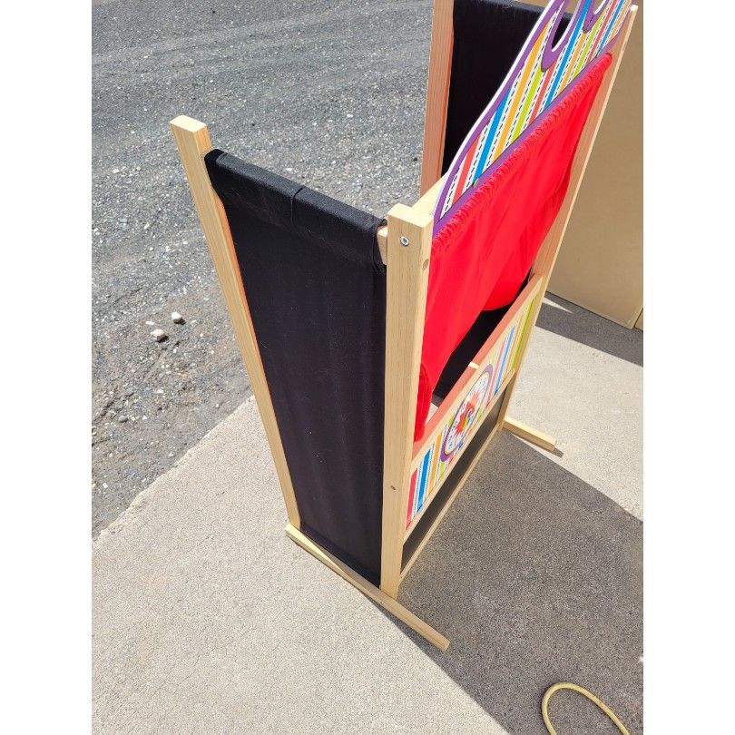 Kids Puppet Theater