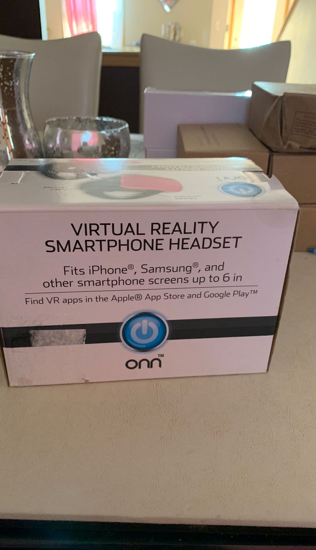 Virtual Realty Smartphone Headset