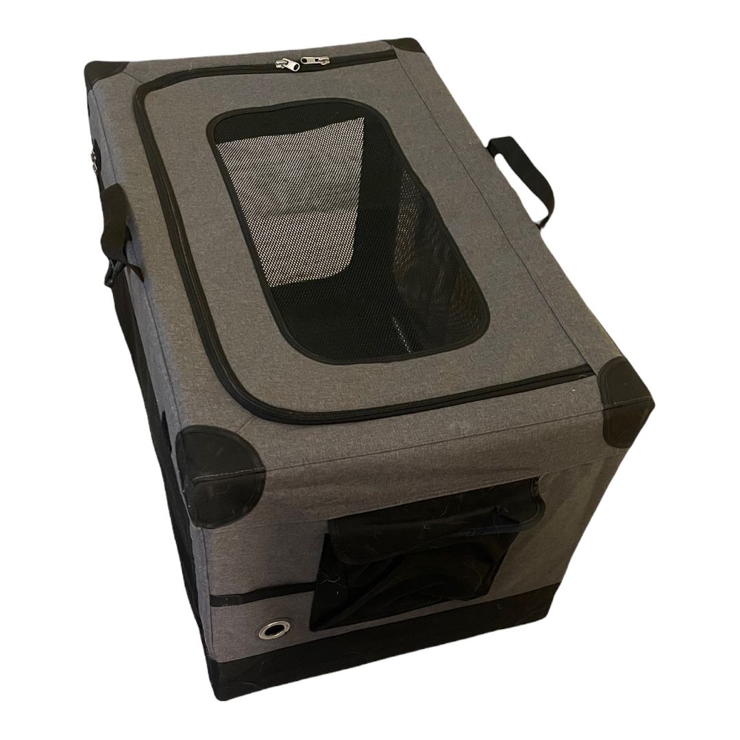 Travel Dog crate Opens on top, front and sides