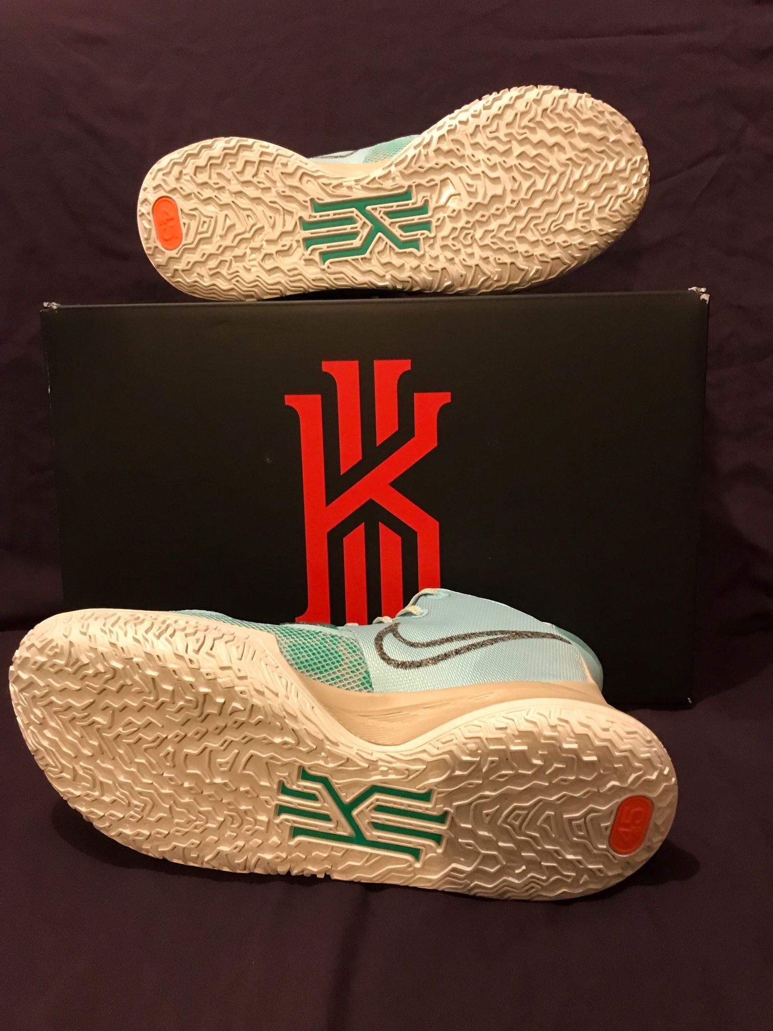 Kyrie 7 Copa
