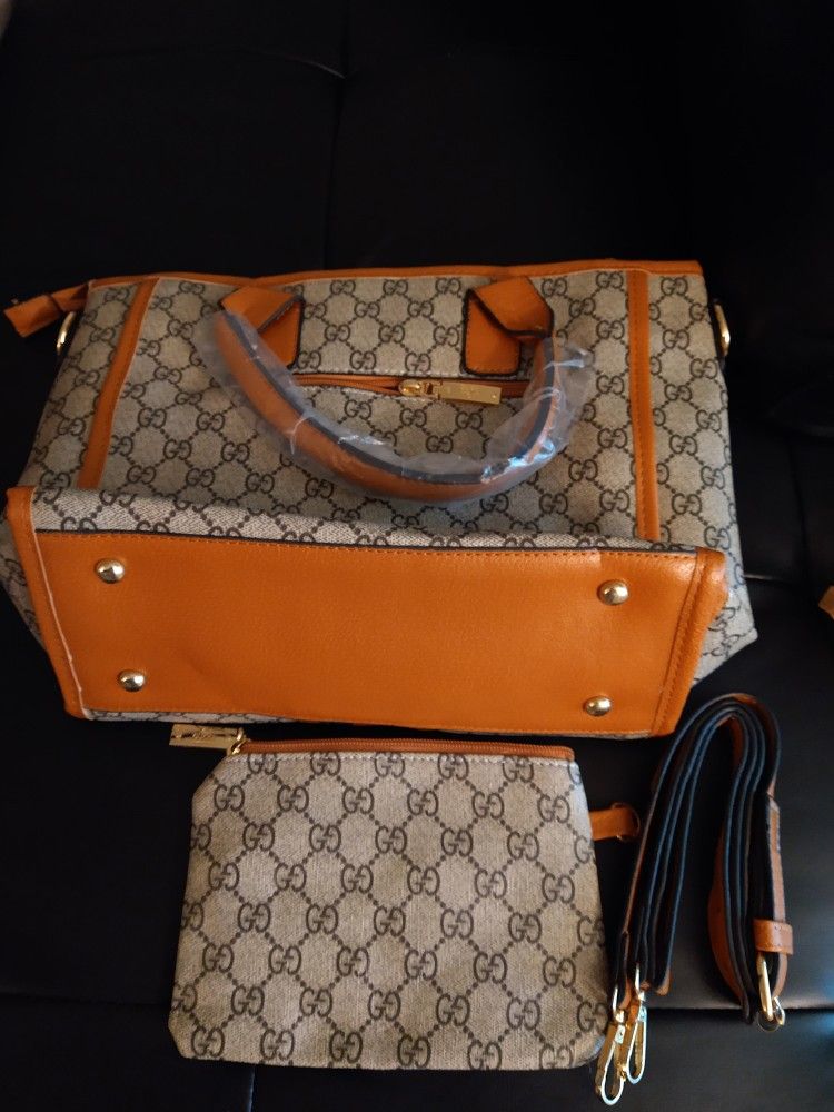 Gucci Leather Handbag & Wallet