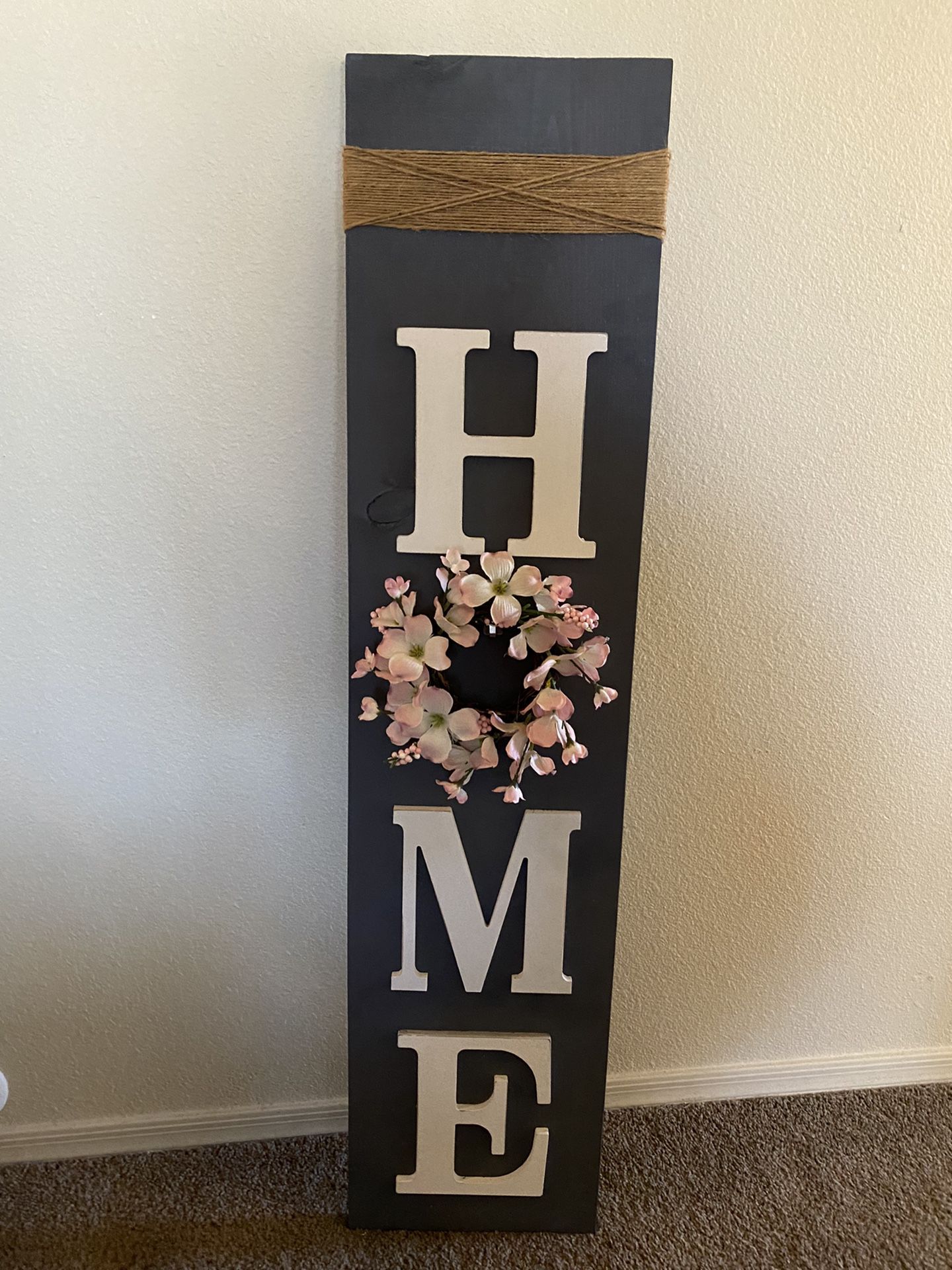 HOME Sign With Interchangeable “O” decor