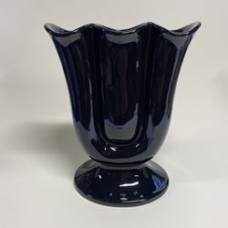 1950’s Hull Art Pottery Vase Thumbnail