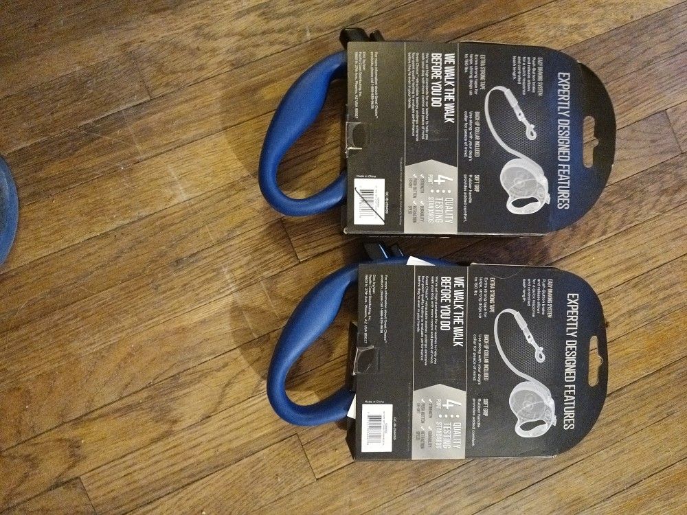 Blue Retractable Leash