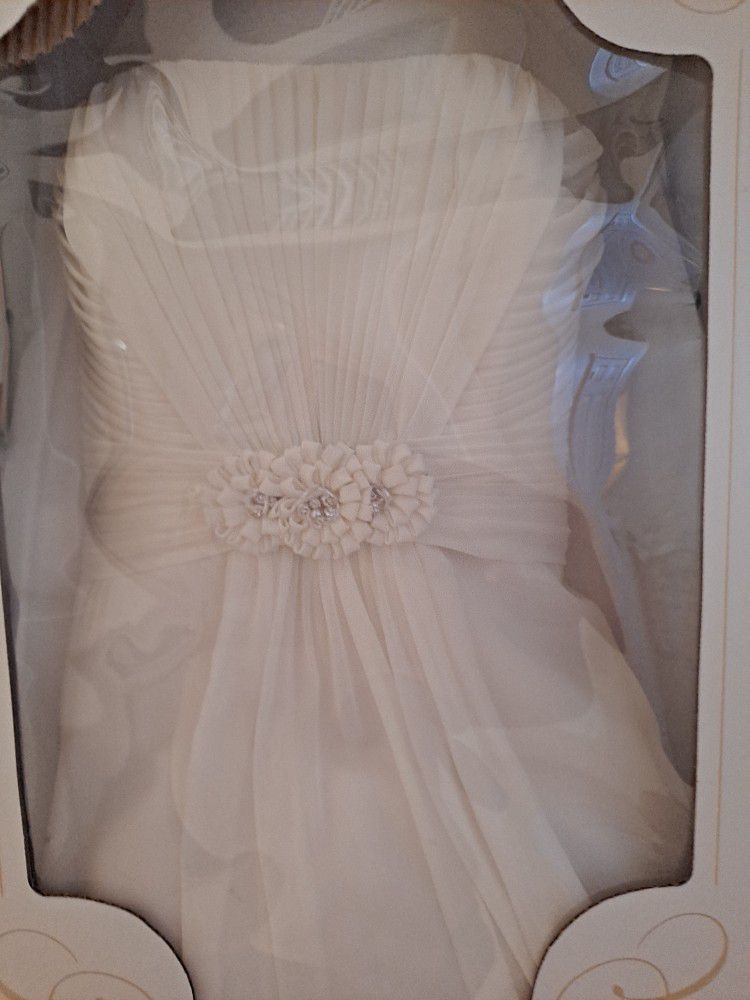Beautiful White Wedding Dress