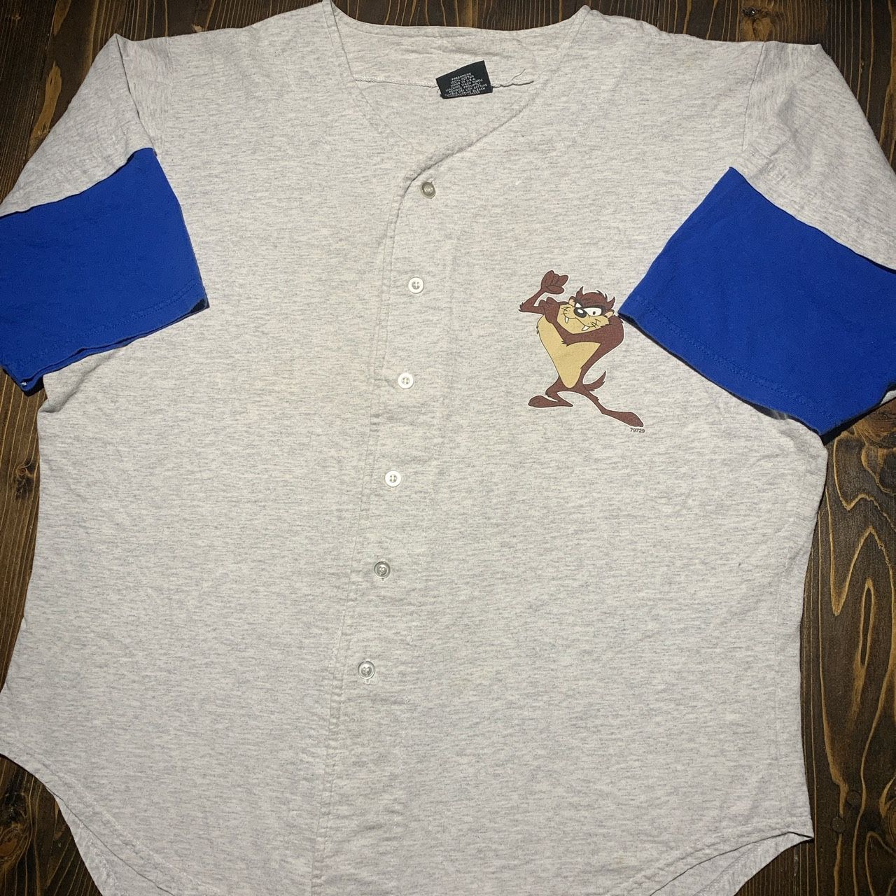 Vintage 90s Taz looney tunes baseball tee shirt