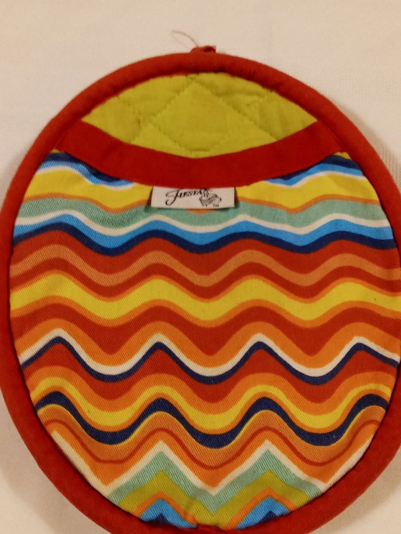 Fiesta Ware Pot Hand Holder