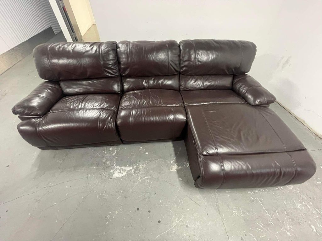 Sectional couch With Electric Recliner