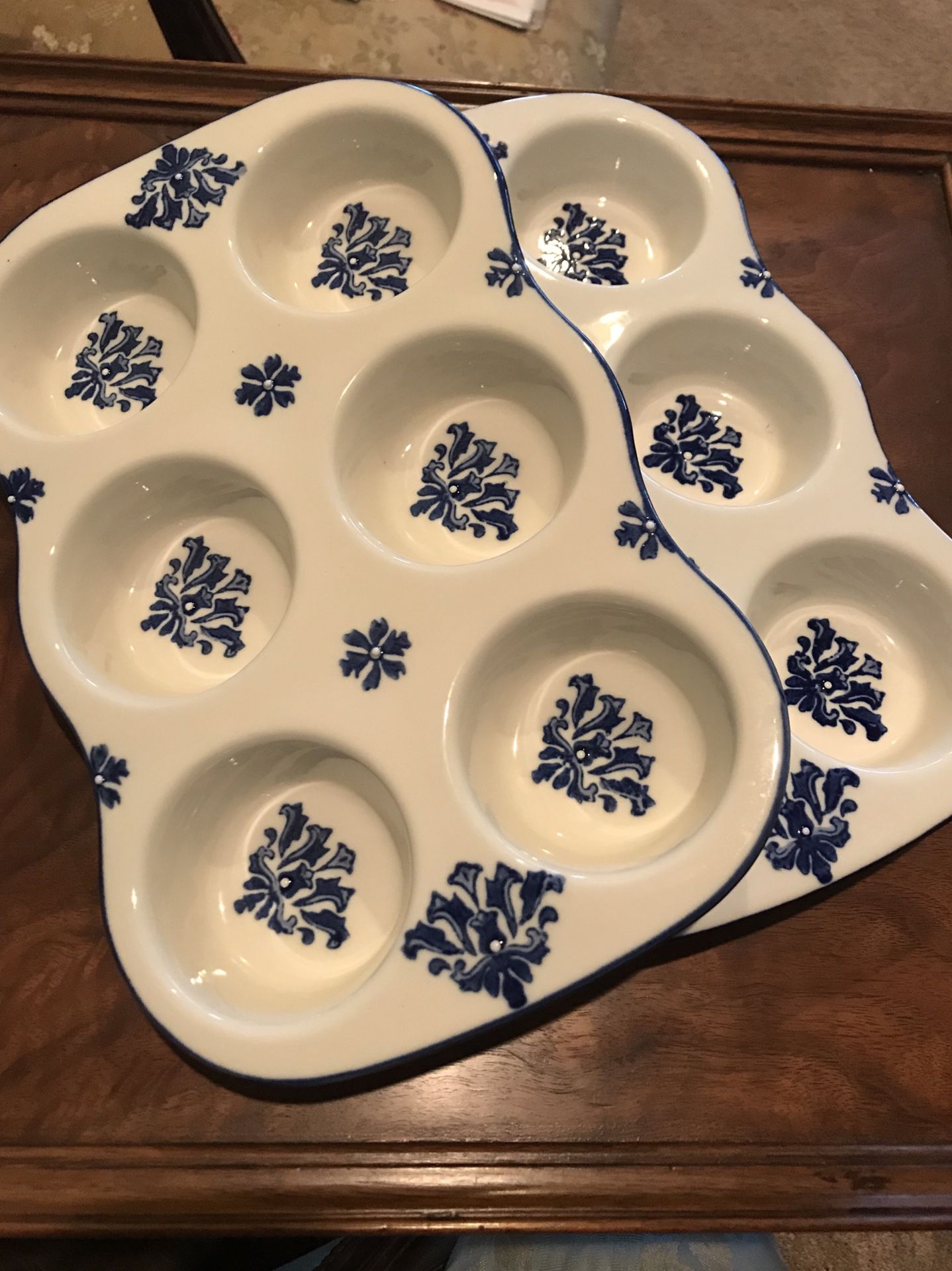 Pfaltzgraff ceramic muffin pan