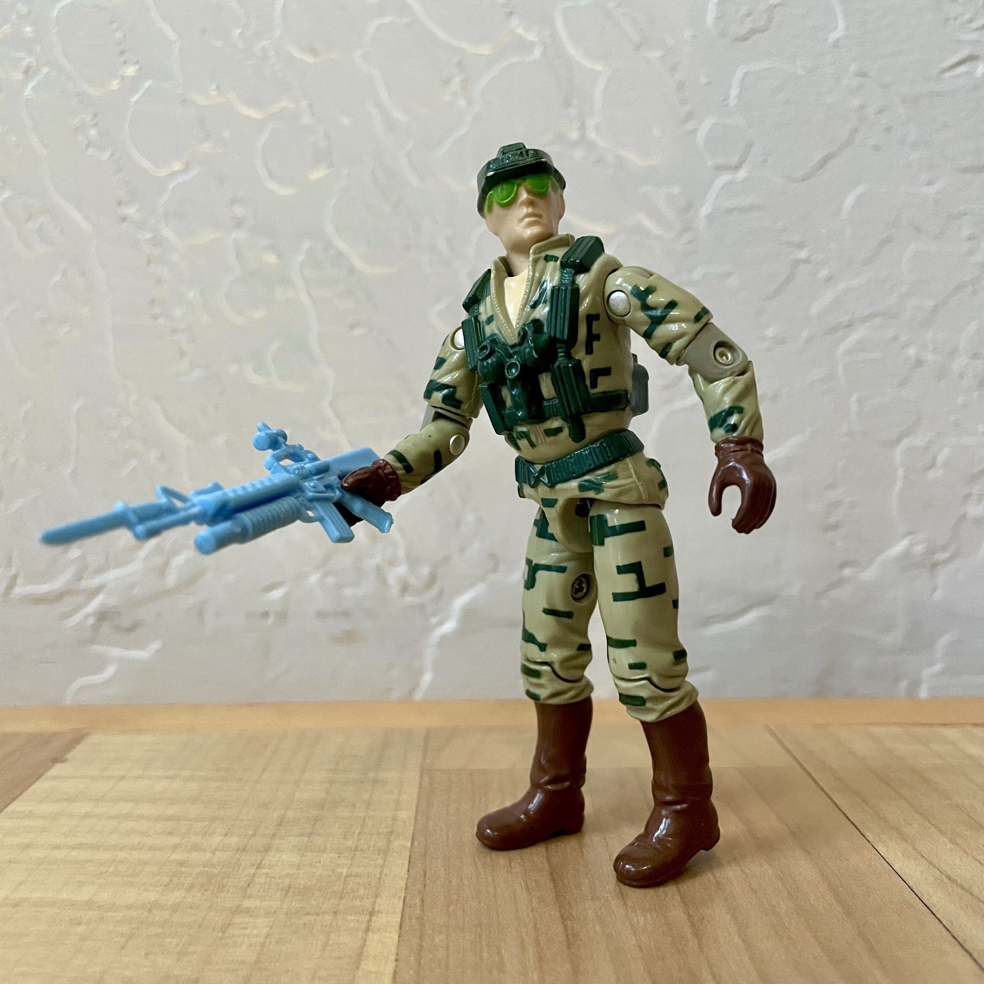 Vintage 1989 G.I. Joe Recoil Action Figure With One Accessory Weapon Collectible Toy