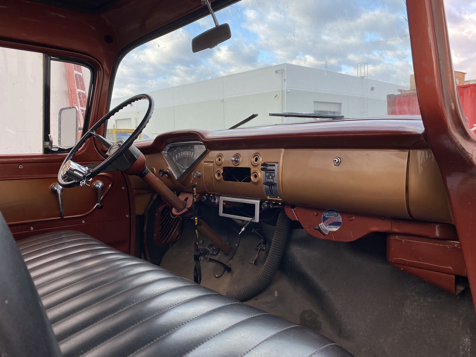 1958 Chevy Apache 1TON Dually