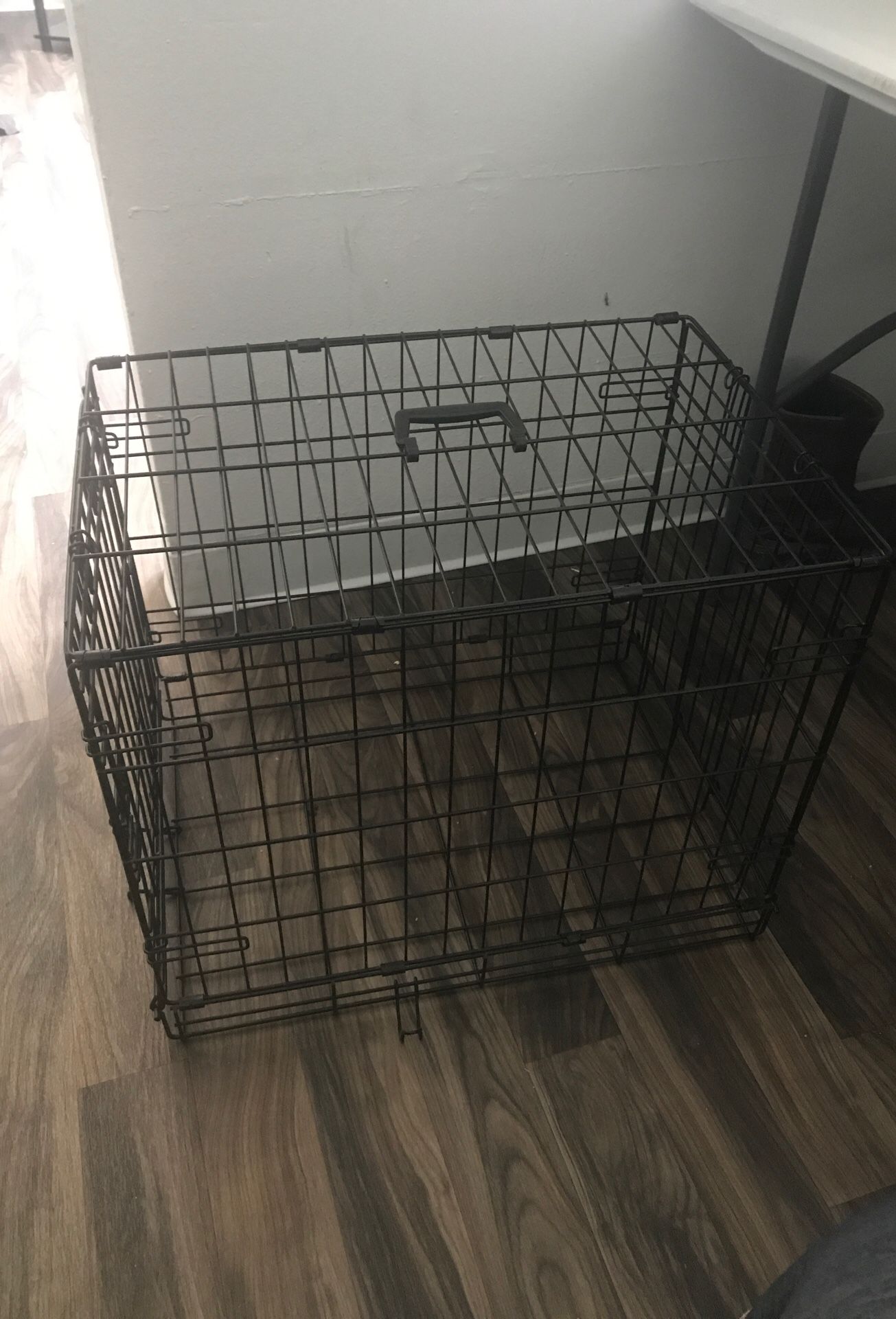 Collapsible travel Kennel for medium sized dog