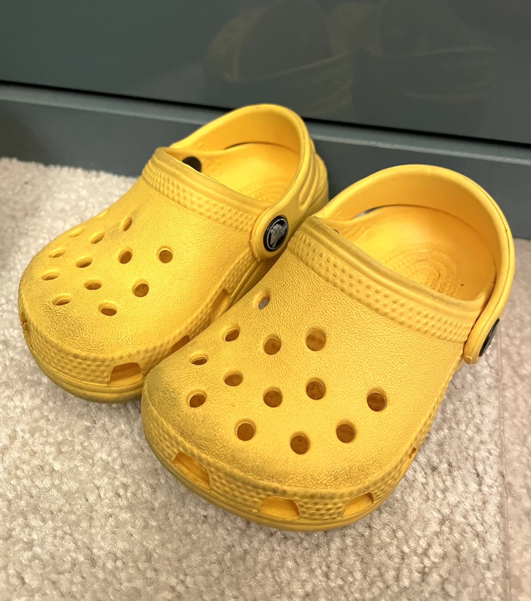 Little Girl Shoes Rain Boots Bundle Size 4-9 Disney Minnie Crocs Gap Mini Melissa Hello Kitty