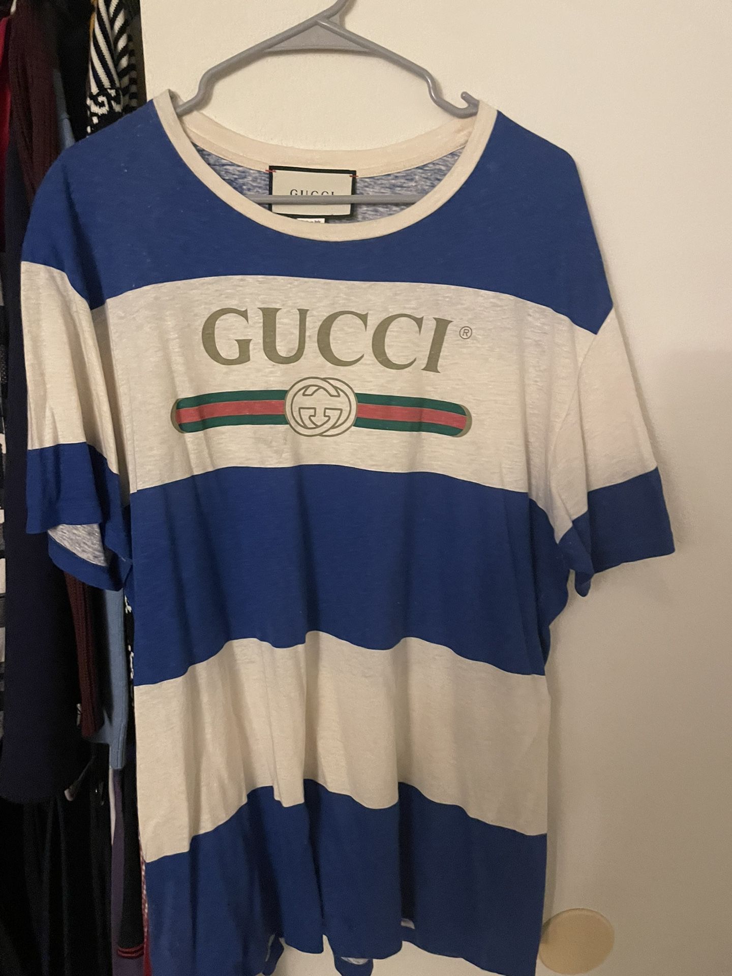 Gucci T-shirt Size Large