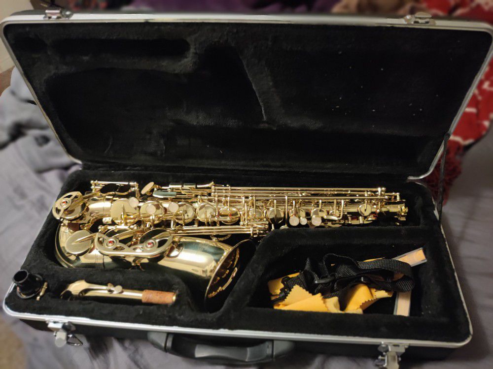 Elude Saxophone