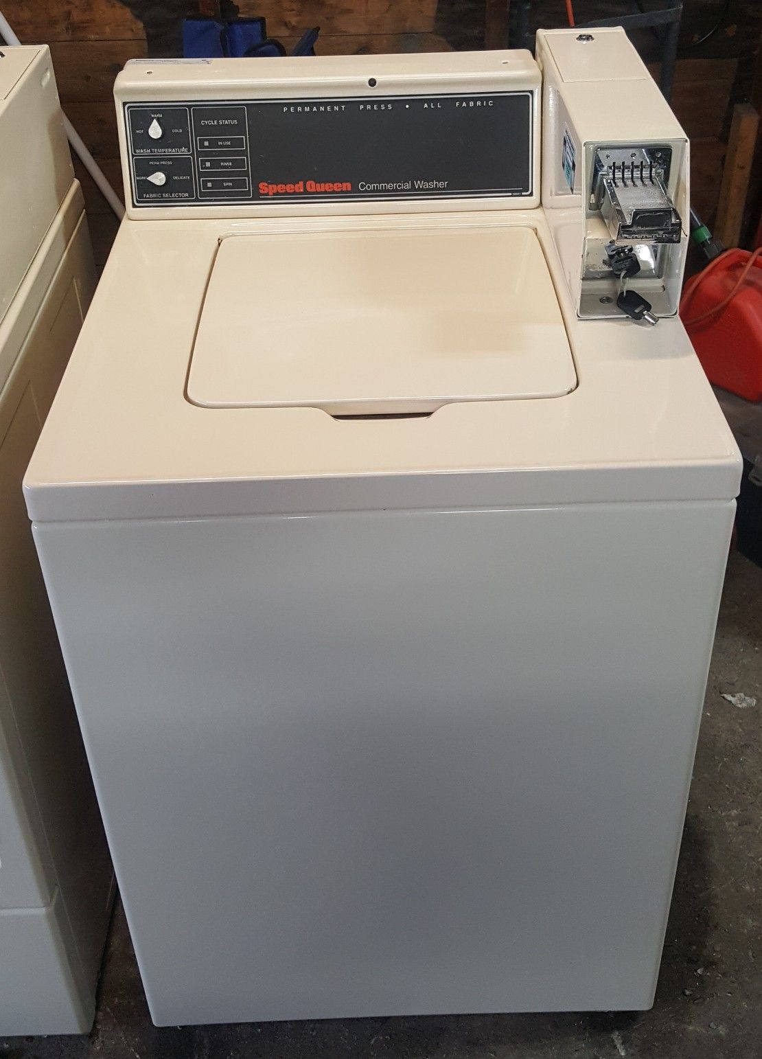 COIN OPERATED SPEED QUEEN WASHER AND DRYER