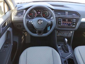 2020 Volkswagen Tiguan Thumbnail