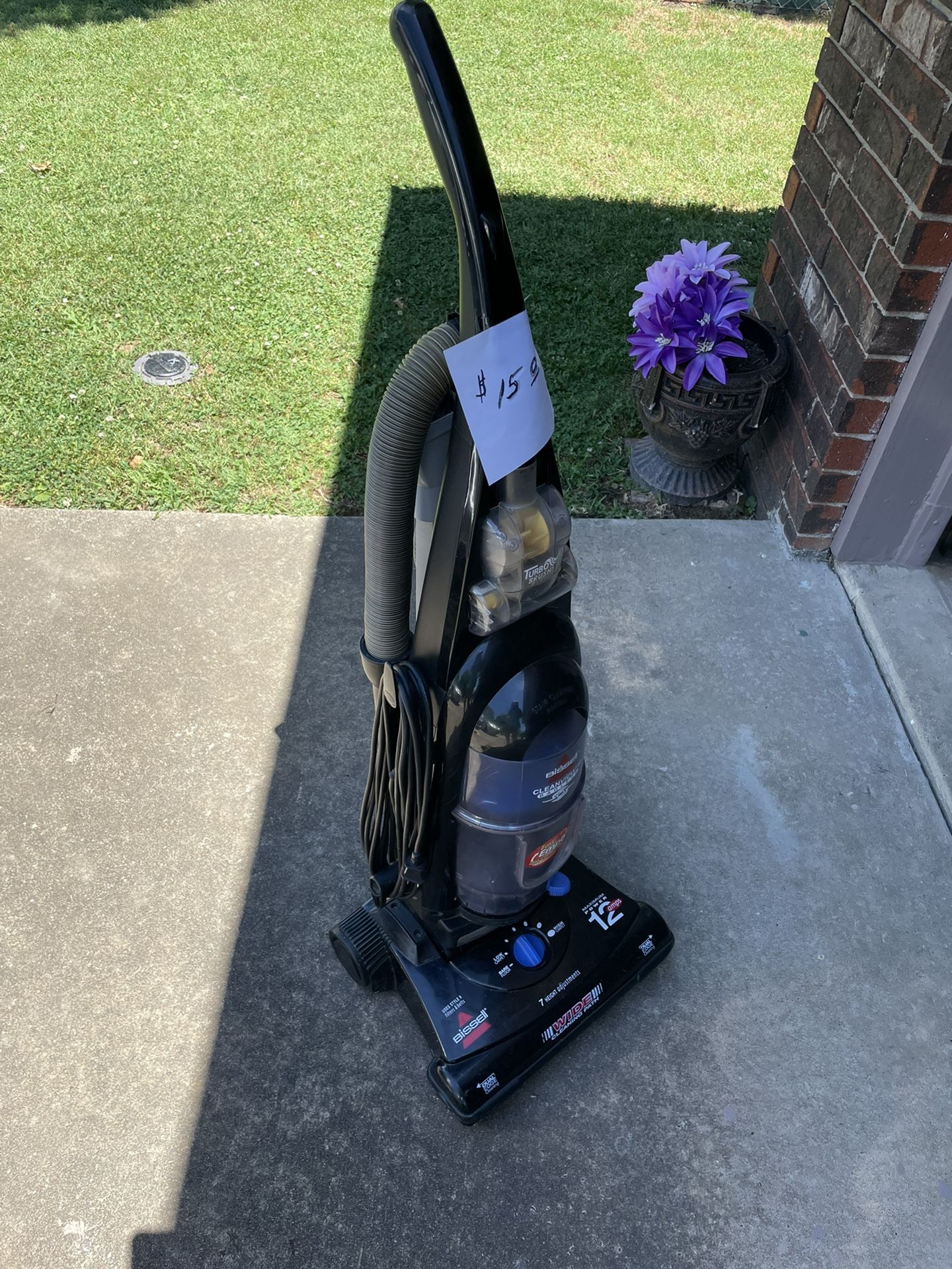 Vacuum cleaner