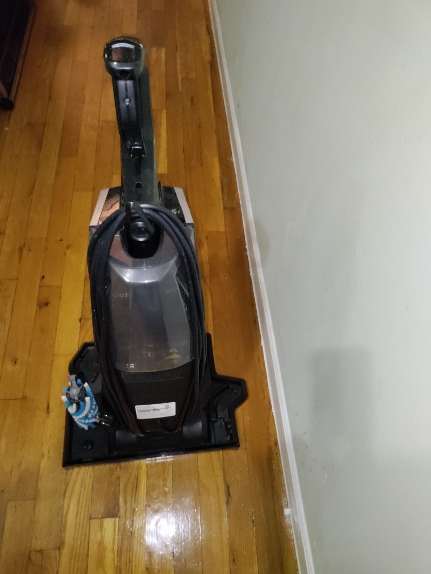 Bissell JetScrub Pet Multi-surface Carpet & Rug Cleaner