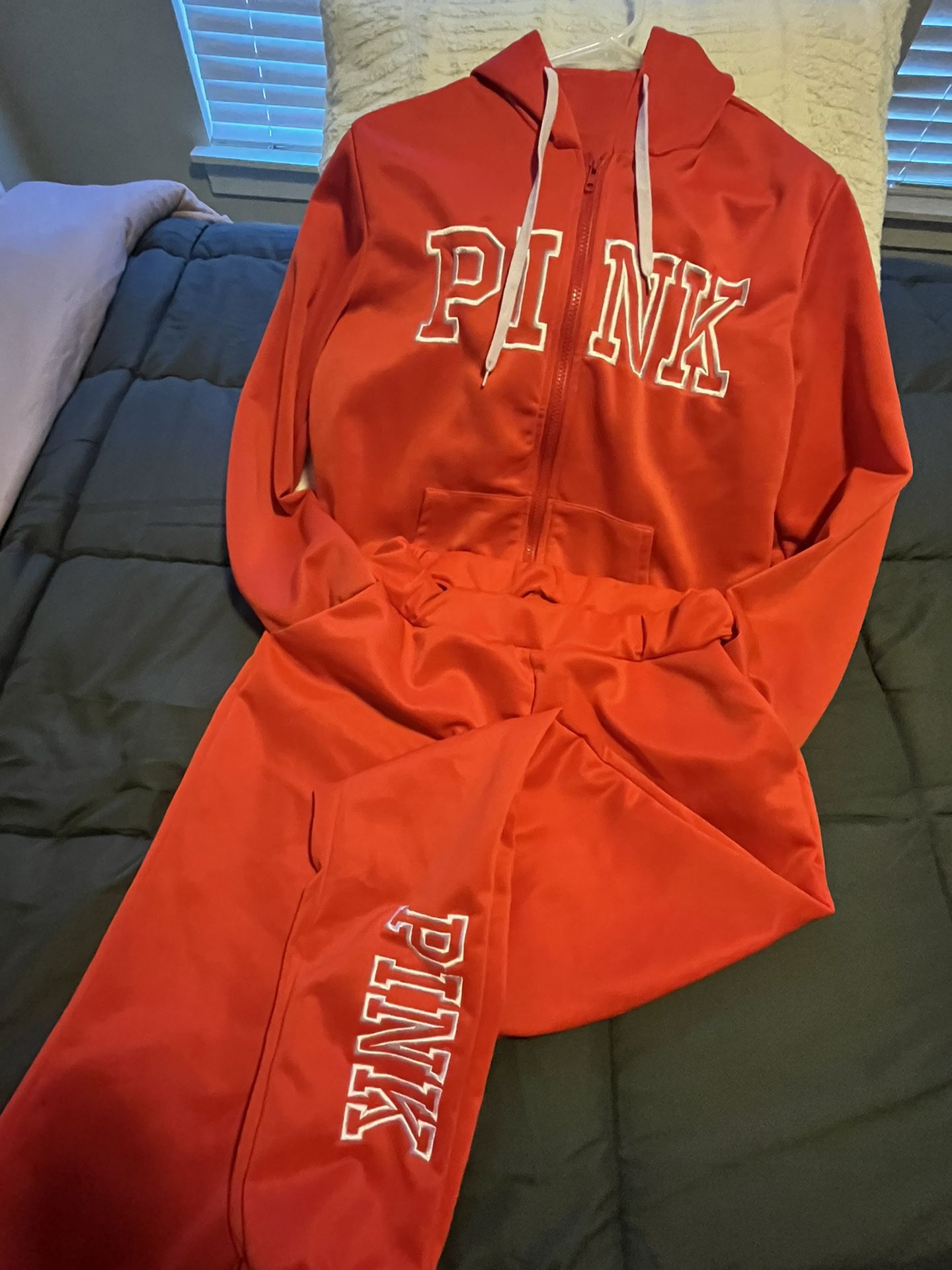 PINK sweatsuit