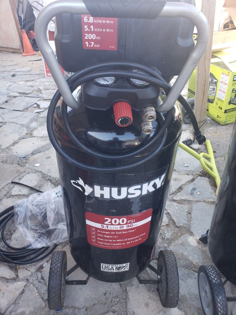 COMPRESOR DE AICRE HUSKY 27 GALONES NUEVO