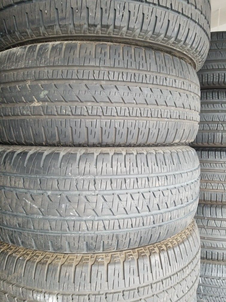 Vendo un set de llantas 275/55/R20 marca BRIDGESTONE