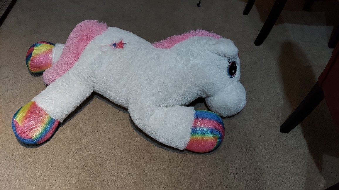 Giant Stuffed Unicorn