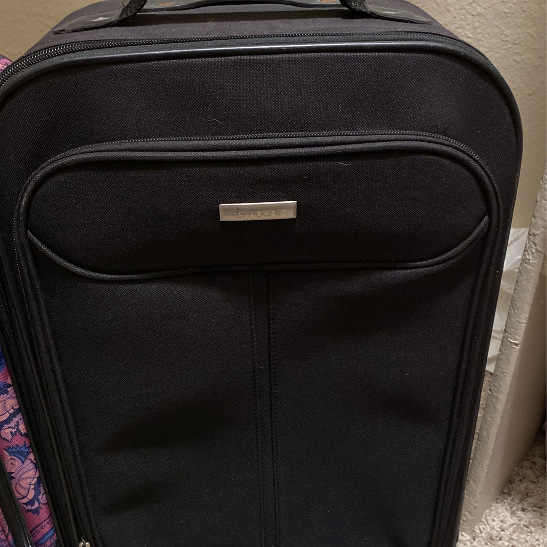 TAG / EMBARK SUITCASE / CARRY ON LUGGAGE TSA APPROVED FOR TRAVEL