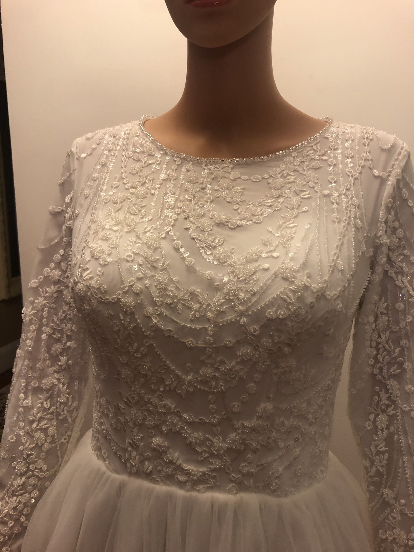 Brand new wedding dress for sale