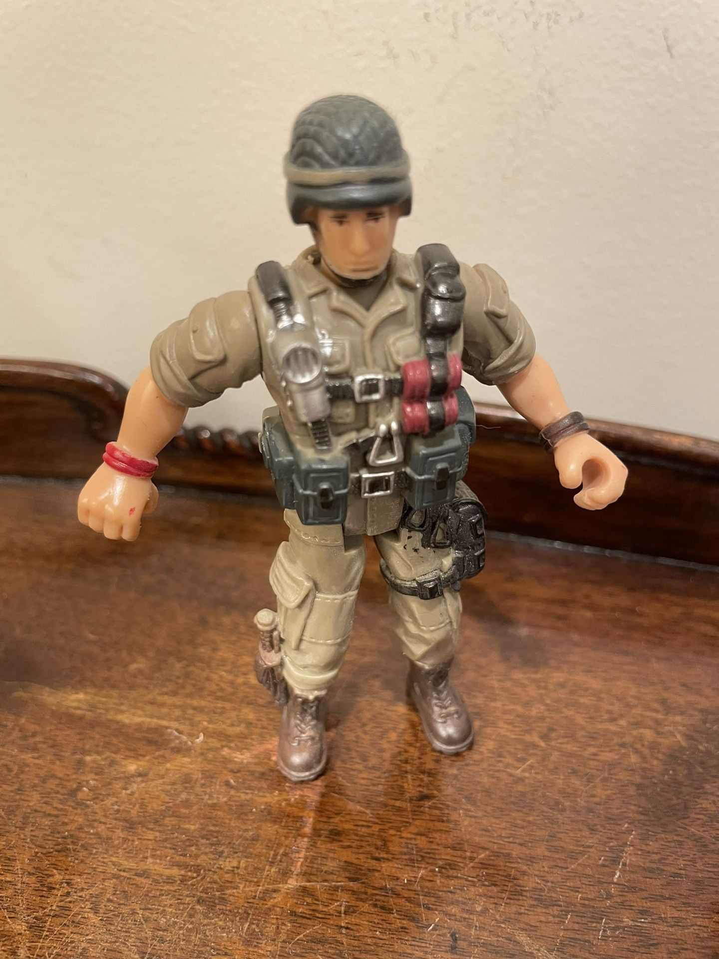 Chap Mei Rescue Squad And Mixed Action Figure Military Lot Of 9. Condition is pre owned and overall very solid and respectable shape. Every figure pic