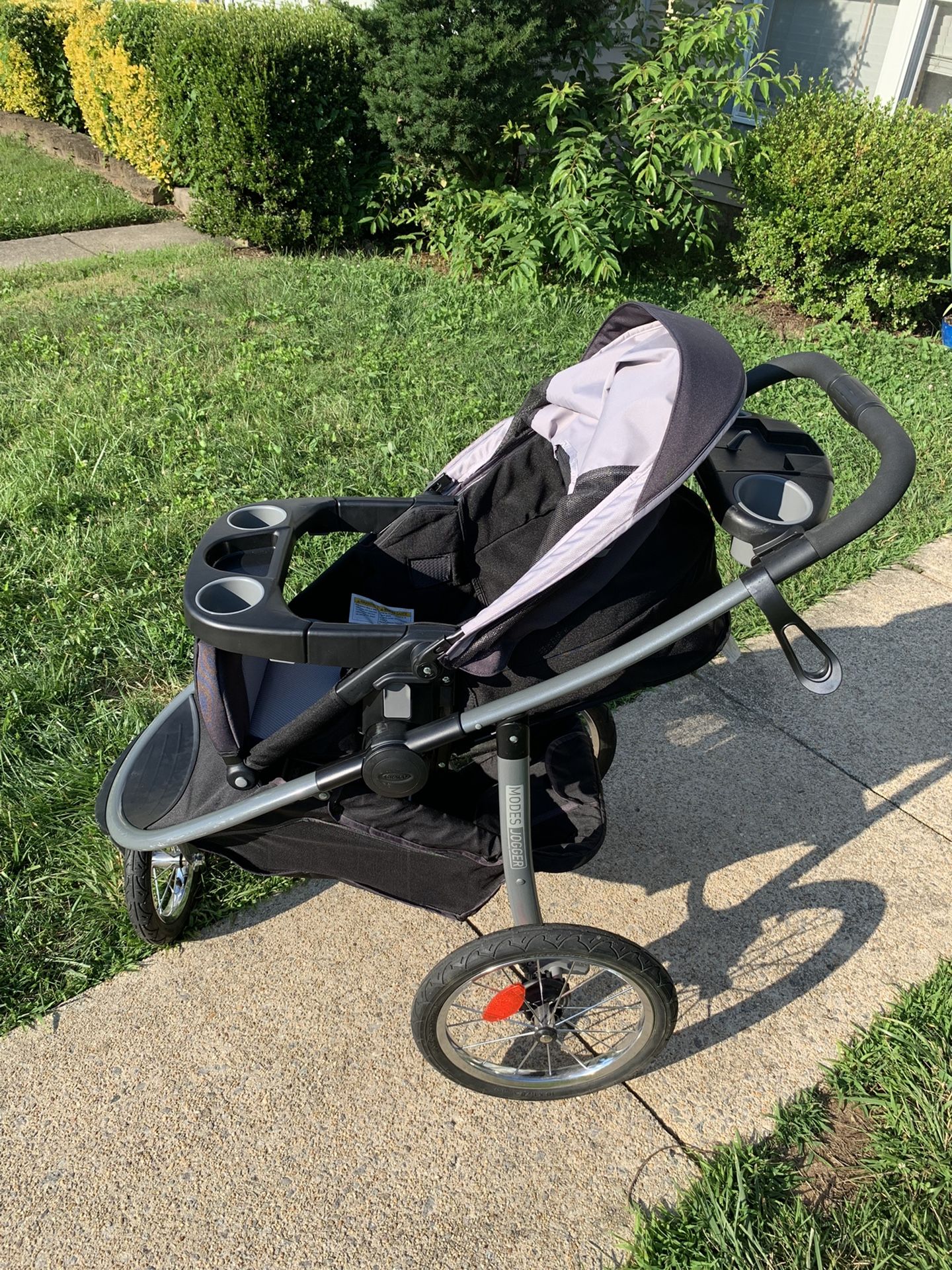 Graco foldable jogger stroller 3 in 1