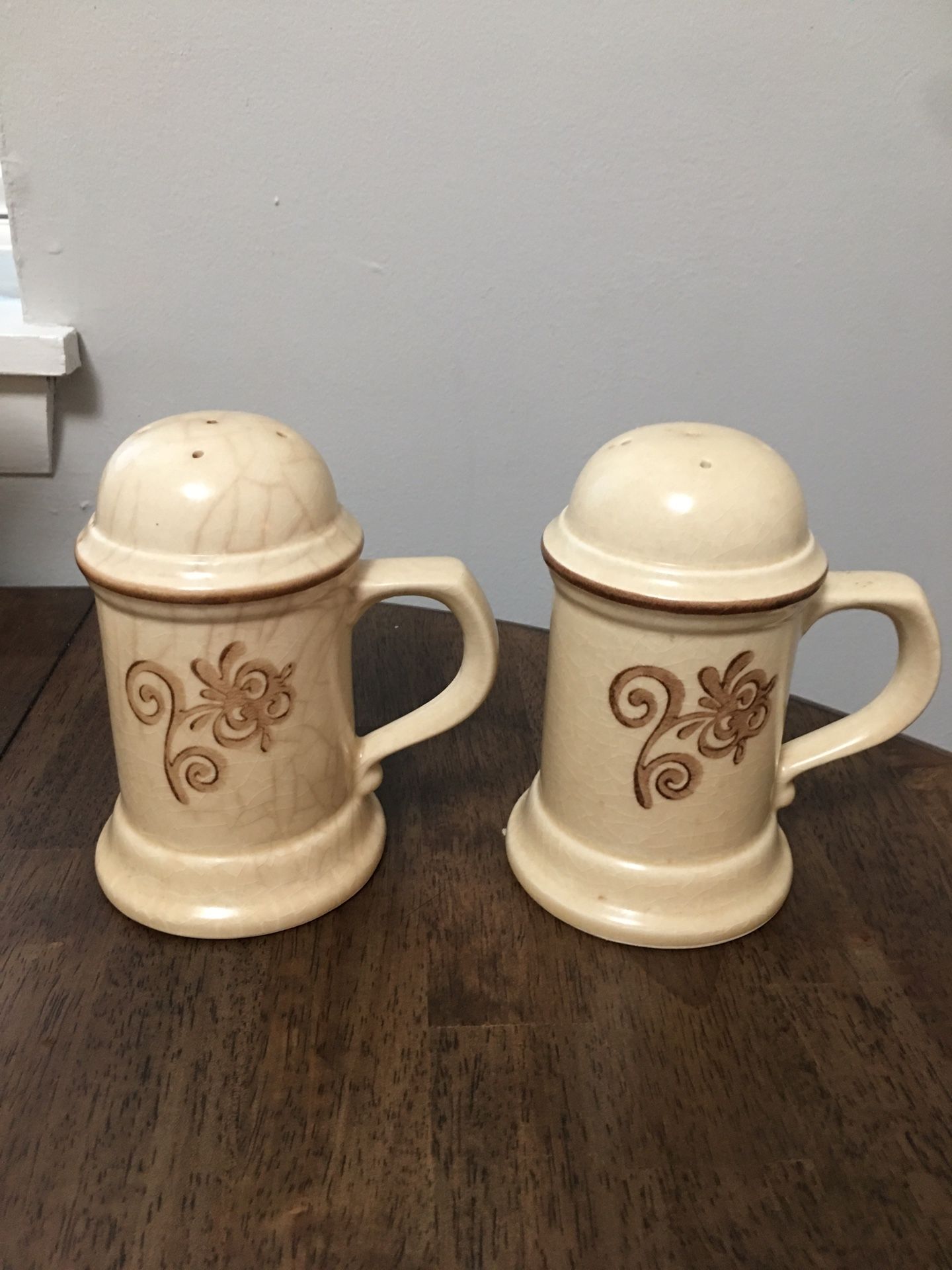 Pfaltzgraff Collectible Village Dinnerware