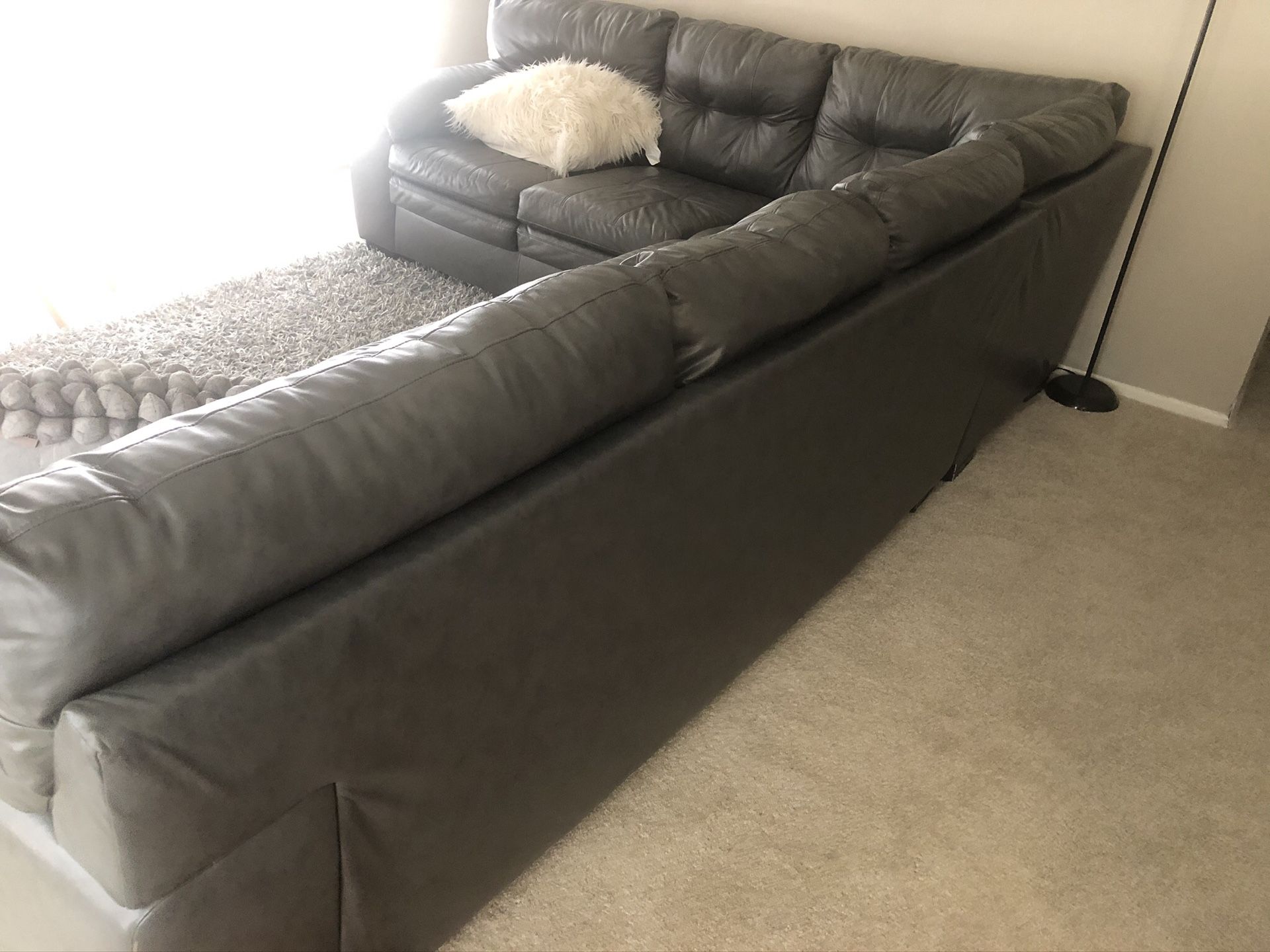 GREAT CONDITION! GRAY LEATHER SECTIONAL SOFA