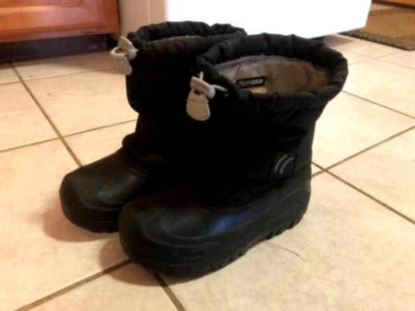 Size 2 Shoes and Boots - Air Jordan, Columbia