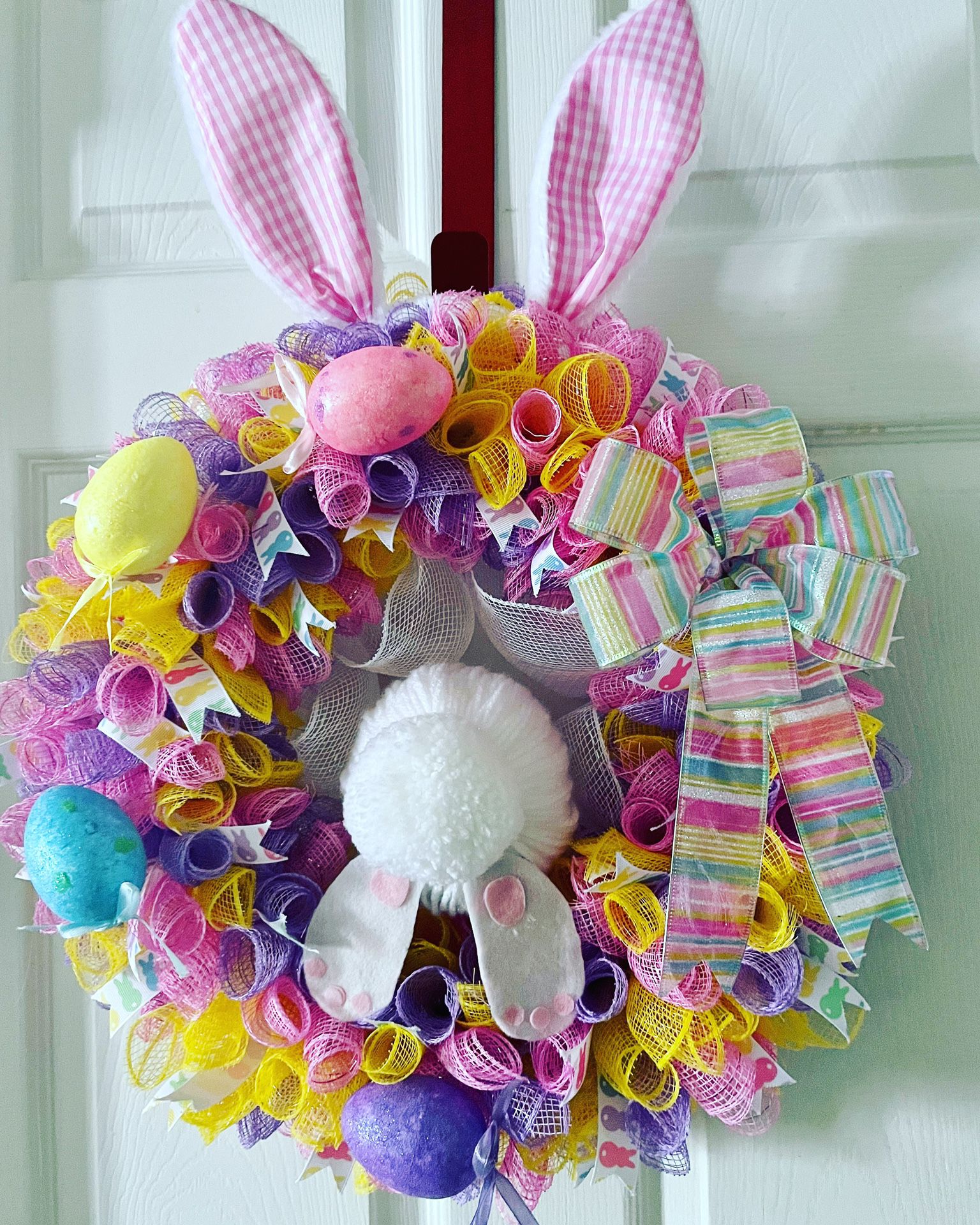 Deco mesh Easter Wreath With Bunny 