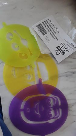 Pampered chef Toy story 4 pancake molds and stencils set Thumbnail
