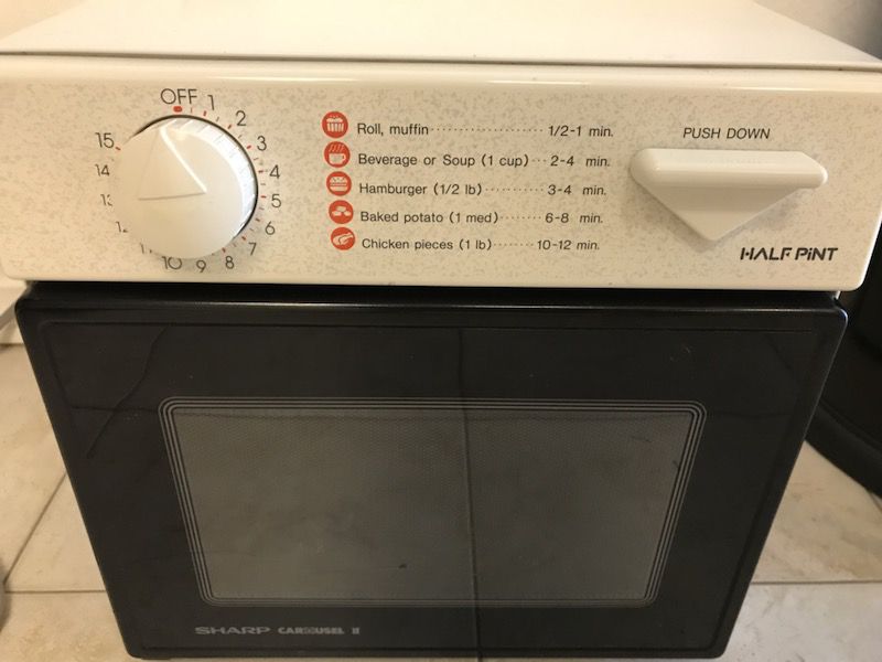 Sharp Half Pint Carousel II R-1m53 Compact Microwave Oven .5 CU FT 120v 8a for sale online 