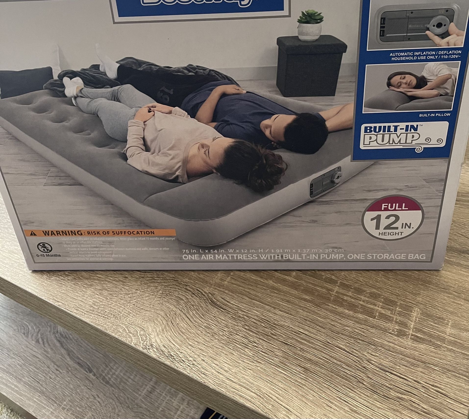 12” Air Mattress with built-in AC Pump ! Full Size new !