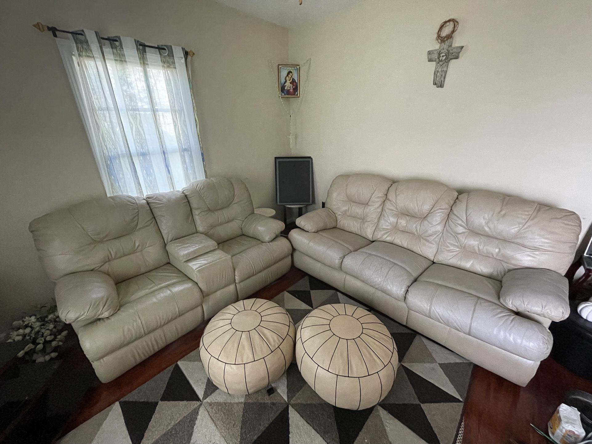2pc Couch Set With Cushions