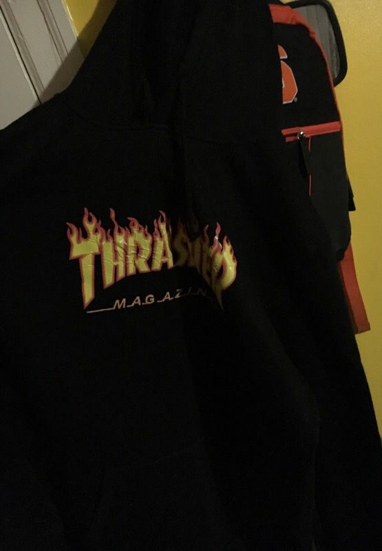 thrasher hoodie XL