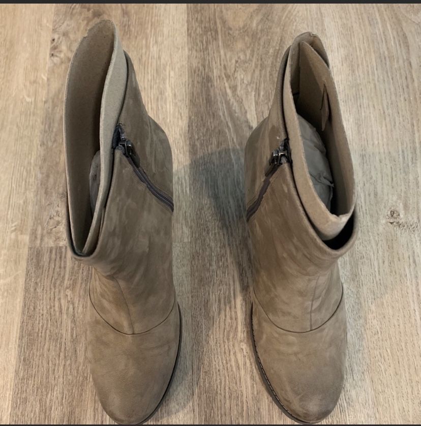 Clarks Mission Manor Ankle Boot