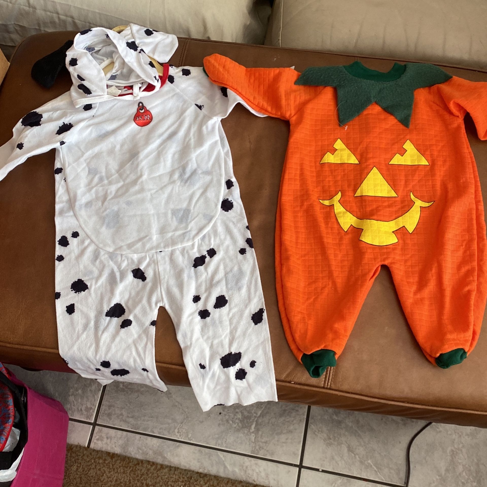 101 dalmatians/pumpkin costume/pretend play