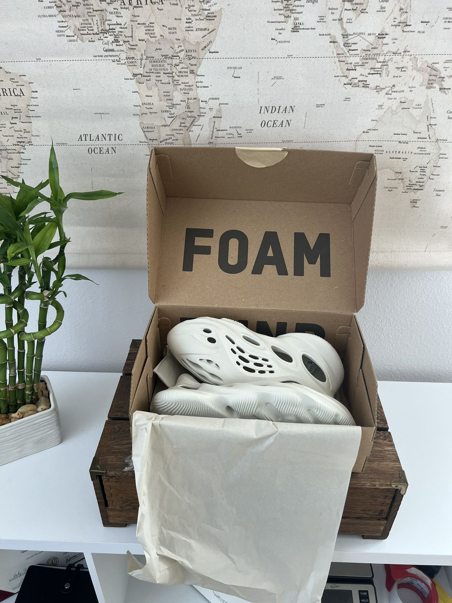 Yeezy Foam Runner Ararat Size 8 - New - Authentic 