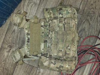 Tactical Vest With Sleeves For Plates Thumbnail