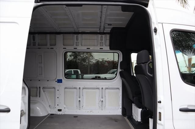 2019 Freightliner Sprinter Cargo Van