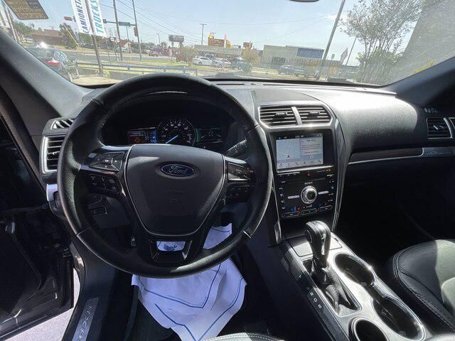 2019 Ford Explorer