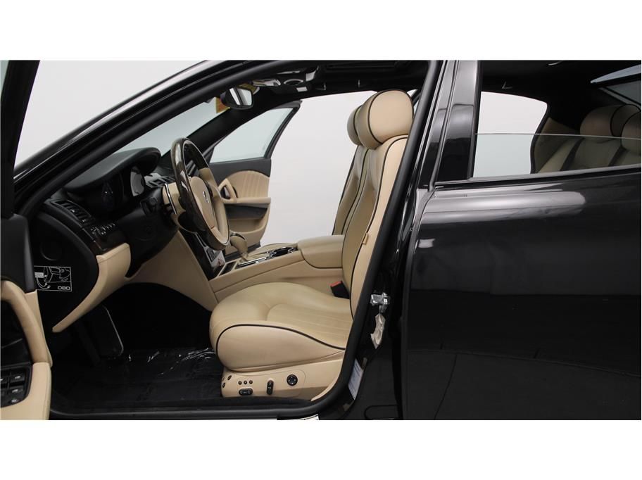 2012 Maserati Quattroporte